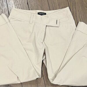 White House Black Market Women's Cream Cropped Pants